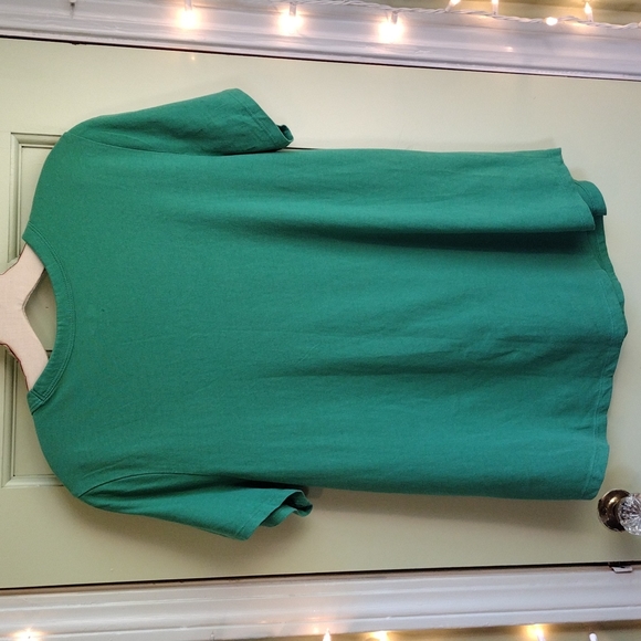 Women's Old Navy Two of a Kind large green tee - Picture 5 of 5